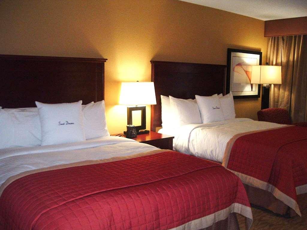 Doubletree By Hilton Fayetteville Oda fotoğraf