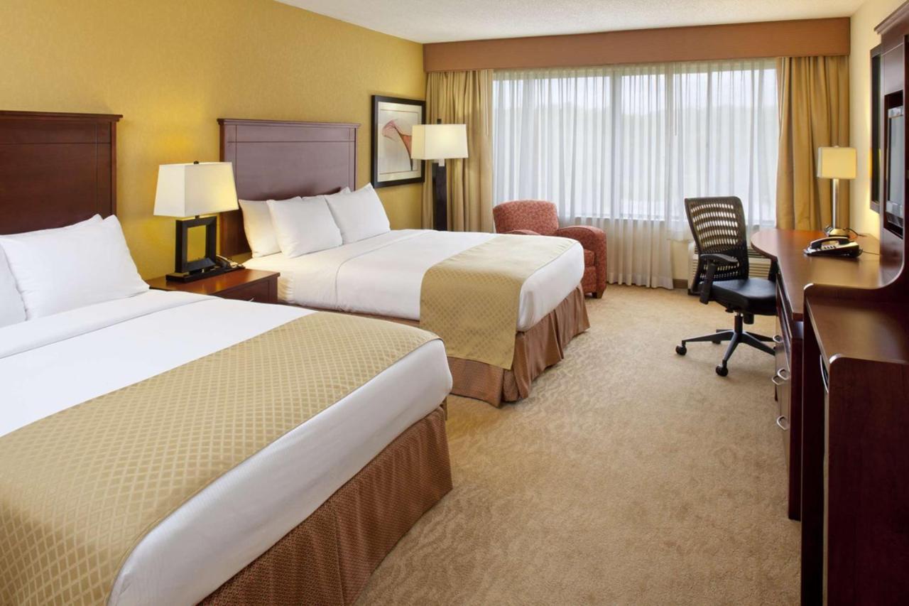 Doubletree By Hilton Fayetteville Dış mekan fotoğraf