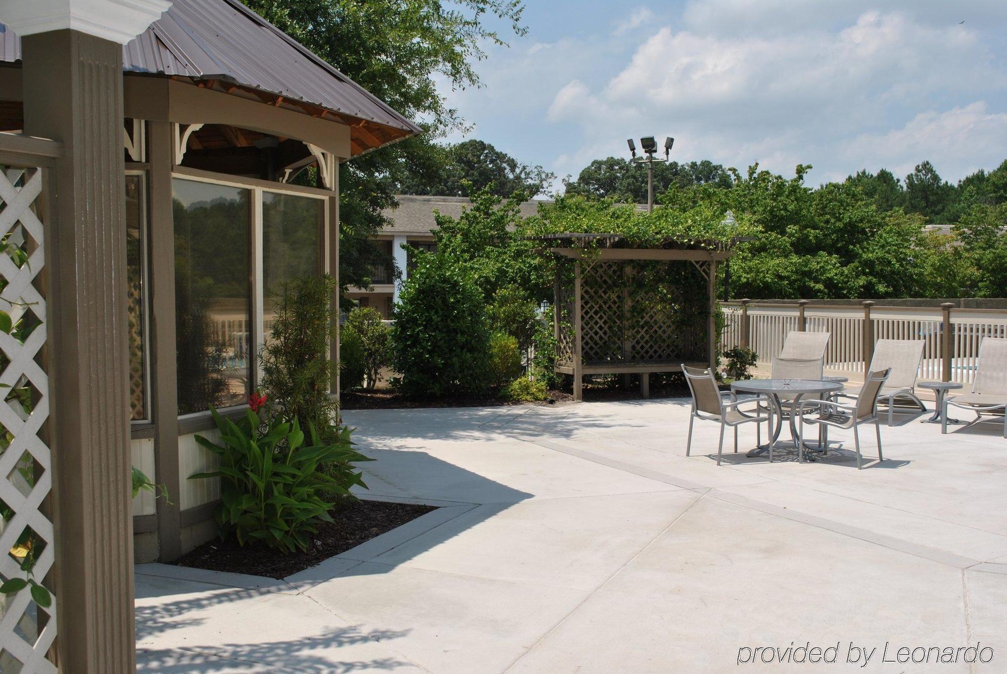 Doubletree By Hilton Fayetteville Dış mekan fotoğraf