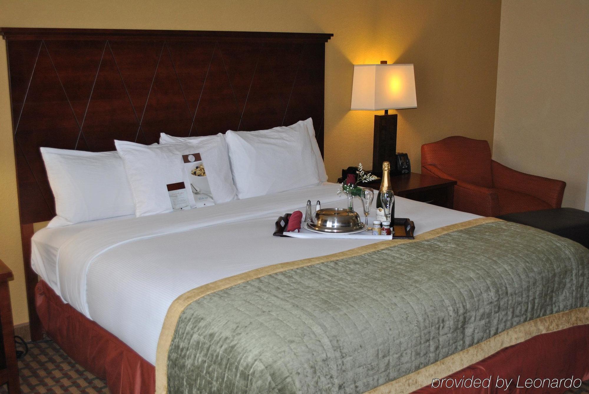 Doubletree By Hilton Fayetteville Dış mekan fotoğraf