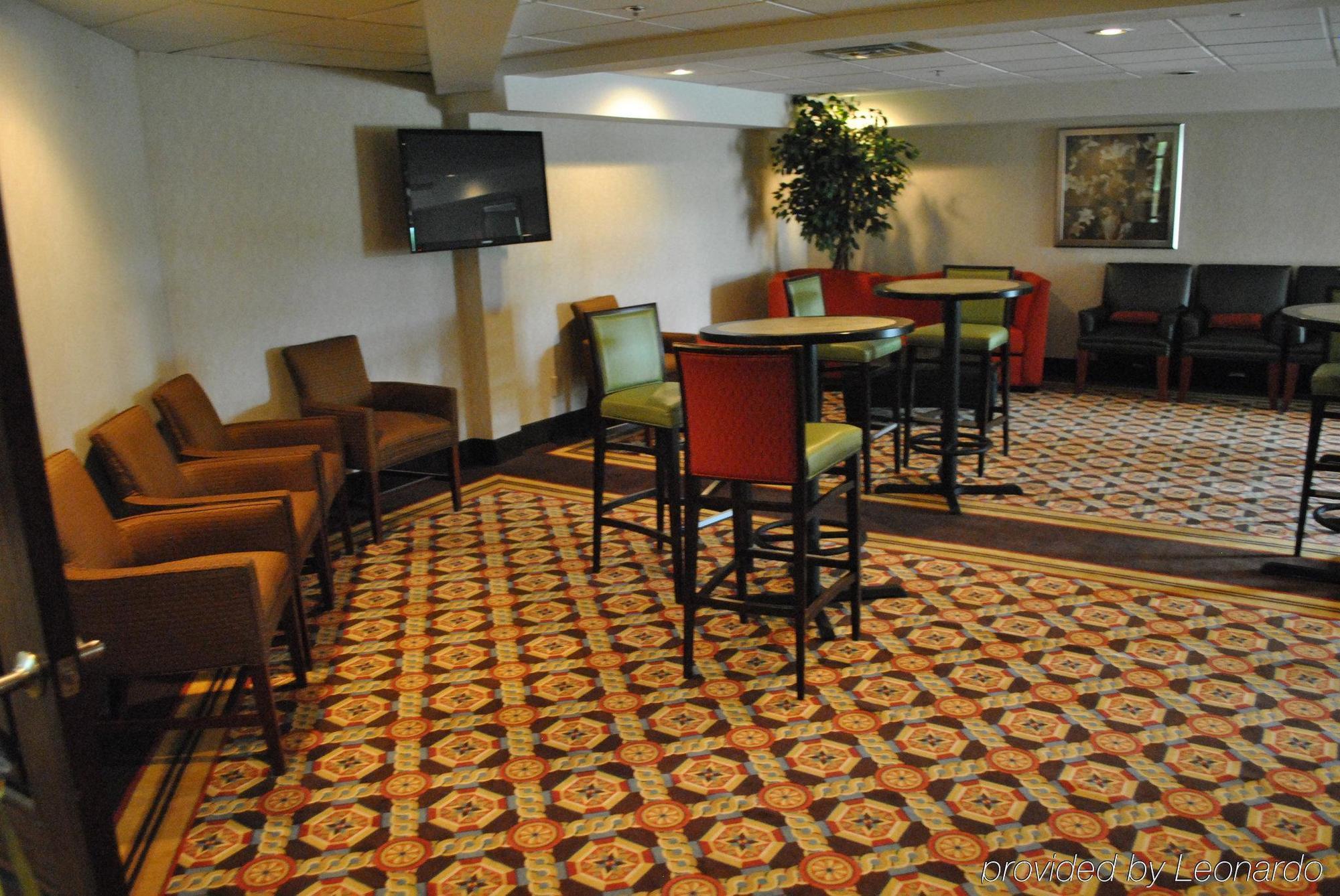 Doubletree By Hilton Fayetteville Dış mekan fotoğraf