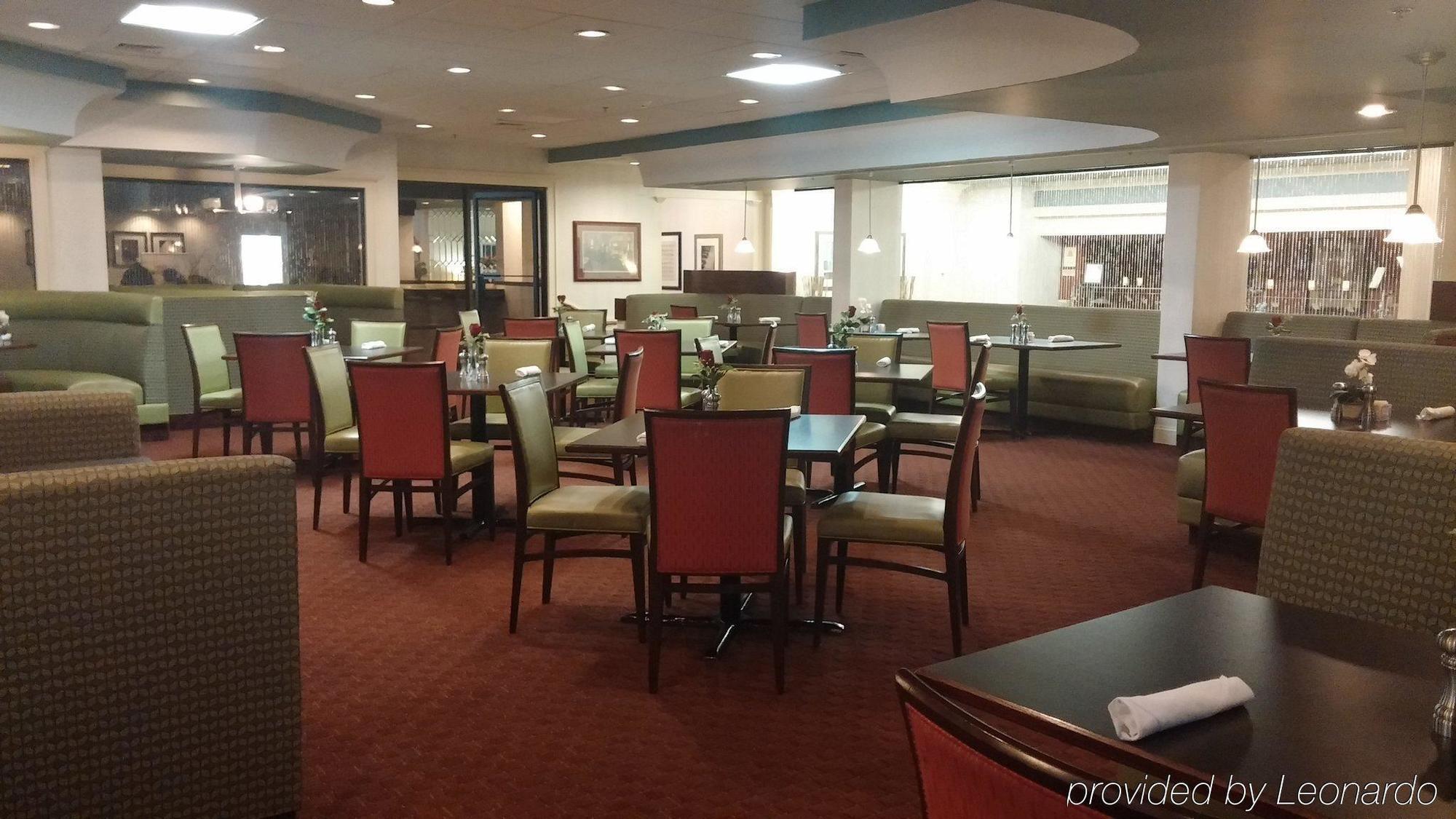 Doubletree By Hilton Fayetteville Dış mekan fotoğraf