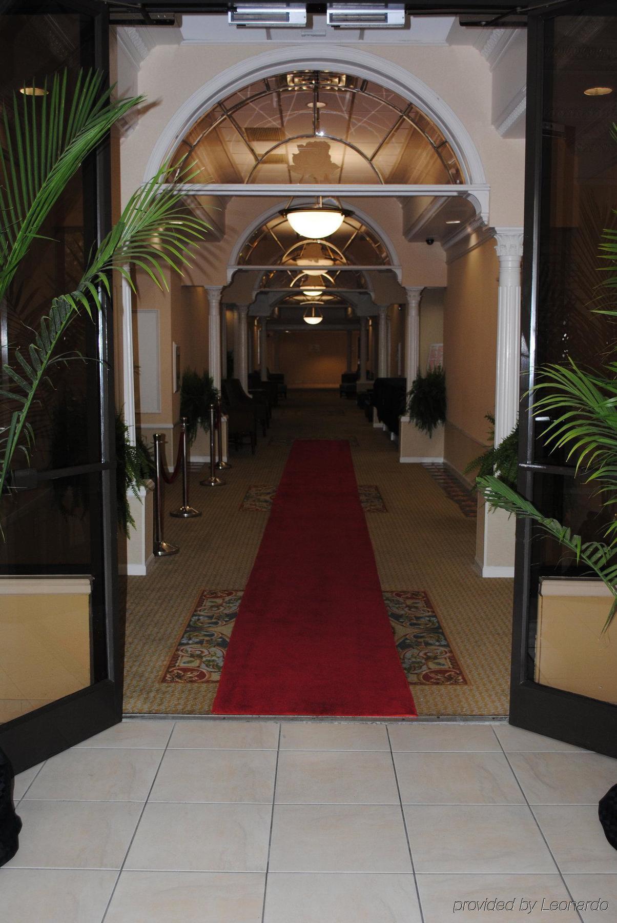 Doubletree By Hilton Fayetteville Dış mekan fotoğraf
