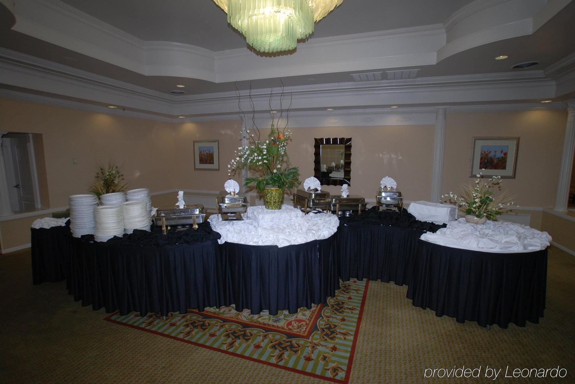 Doubletree By Hilton Fayetteville Dış mekan fotoğraf