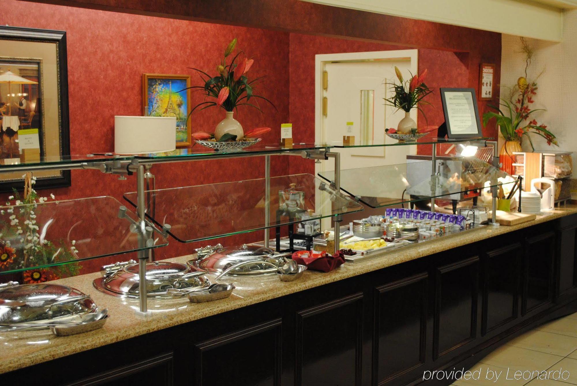 Doubletree By Hilton Fayetteville Dış mekan fotoğraf