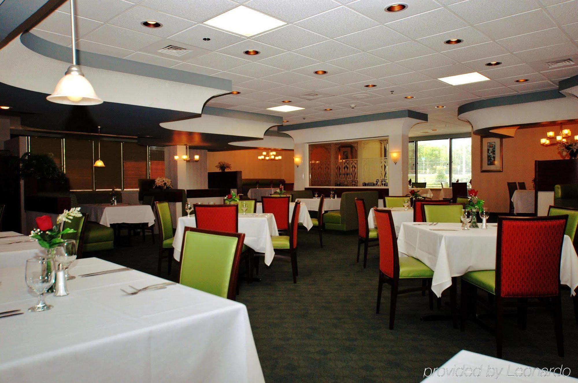 Doubletree By Hilton Fayetteville Dış mekan fotoğraf