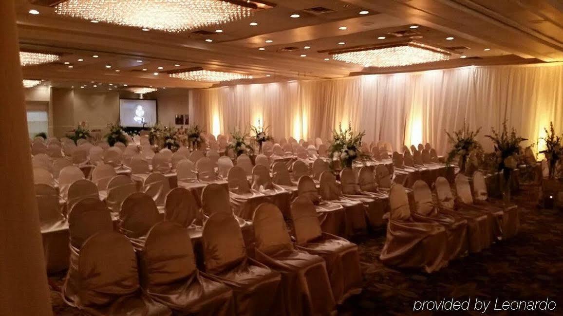 Doubletree By Hilton Fayetteville Dış mekan fotoğraf